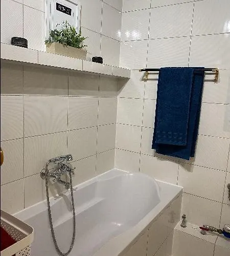 Schodami Do Nieba * ביטום